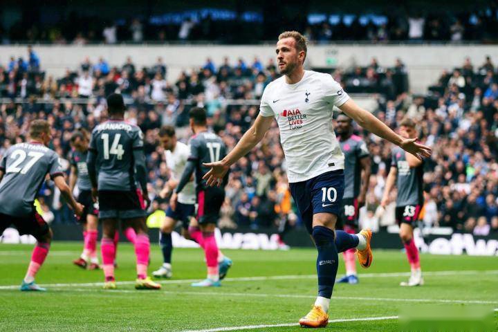 竞争中脱颖 竞争中脱颖