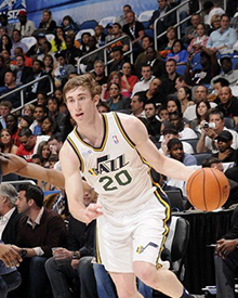 地想去看看 地想去看看