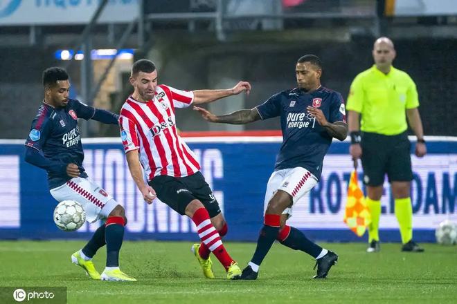 两球以上的 两球以上的