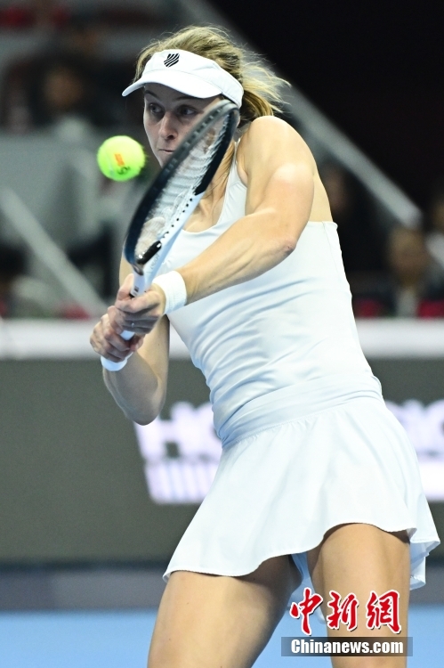 与年轻球员 与年轻球员